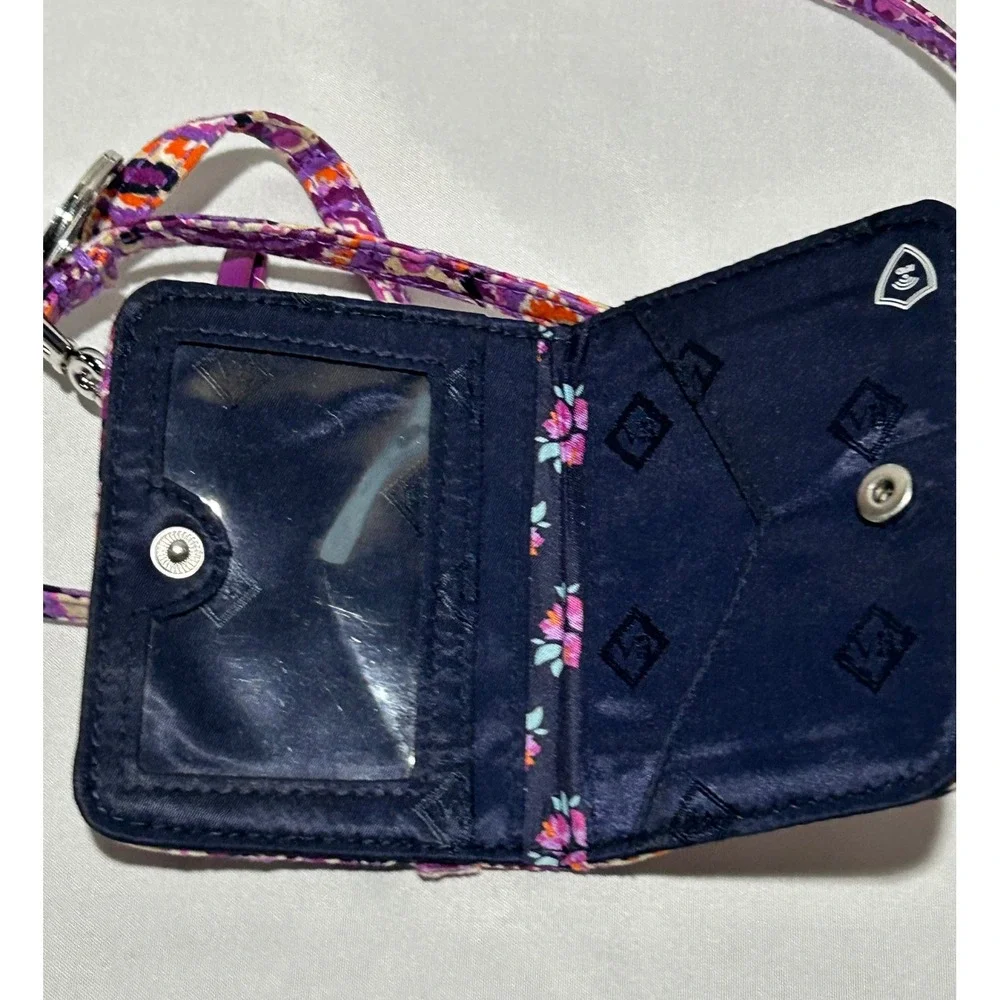 Vera Bradley‎ Paisley Little Crossbody All in One Dream Tapestry Purple